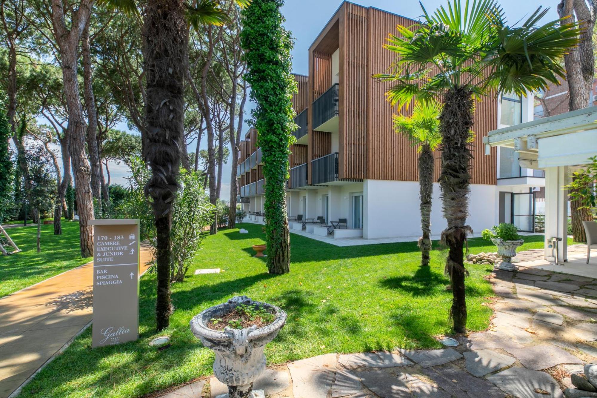 Gallia & Hotel 4*